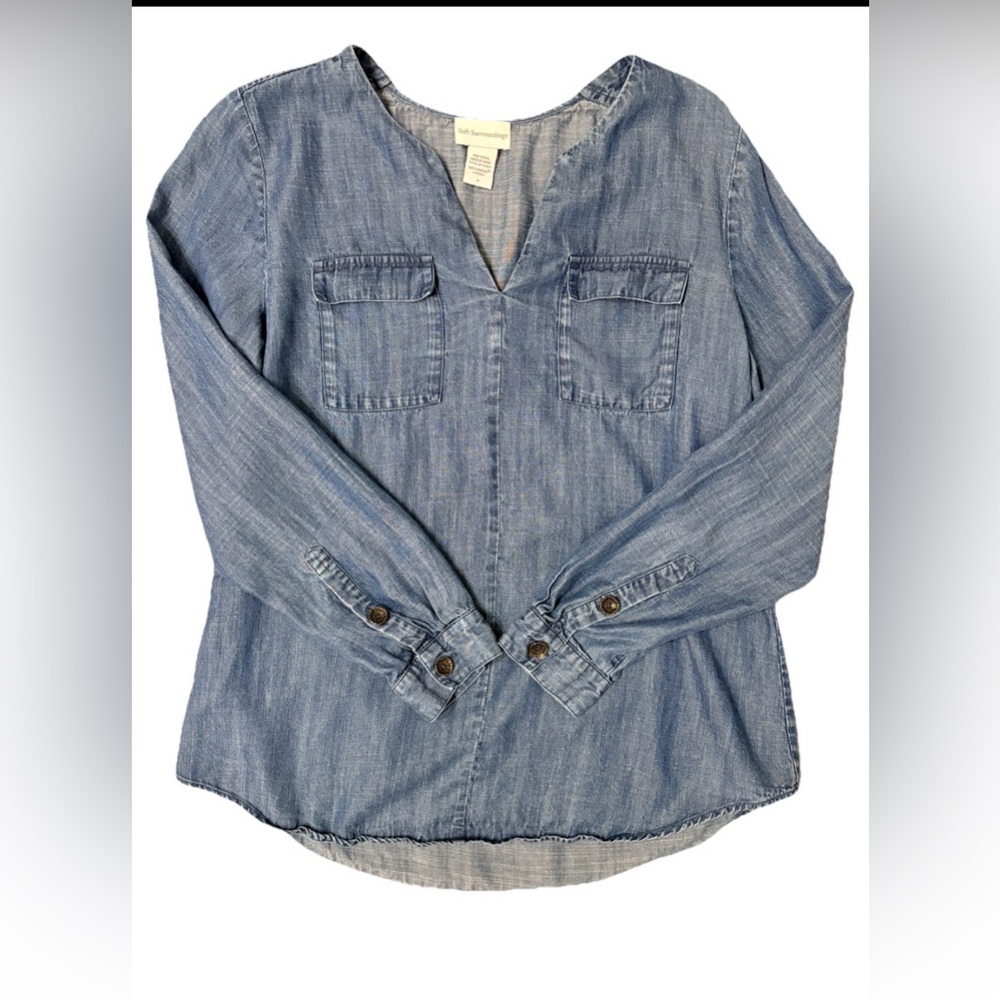 Soft Surroundings Long Sleeve Denim V Neck Top Front Pockets Women's Size Medium